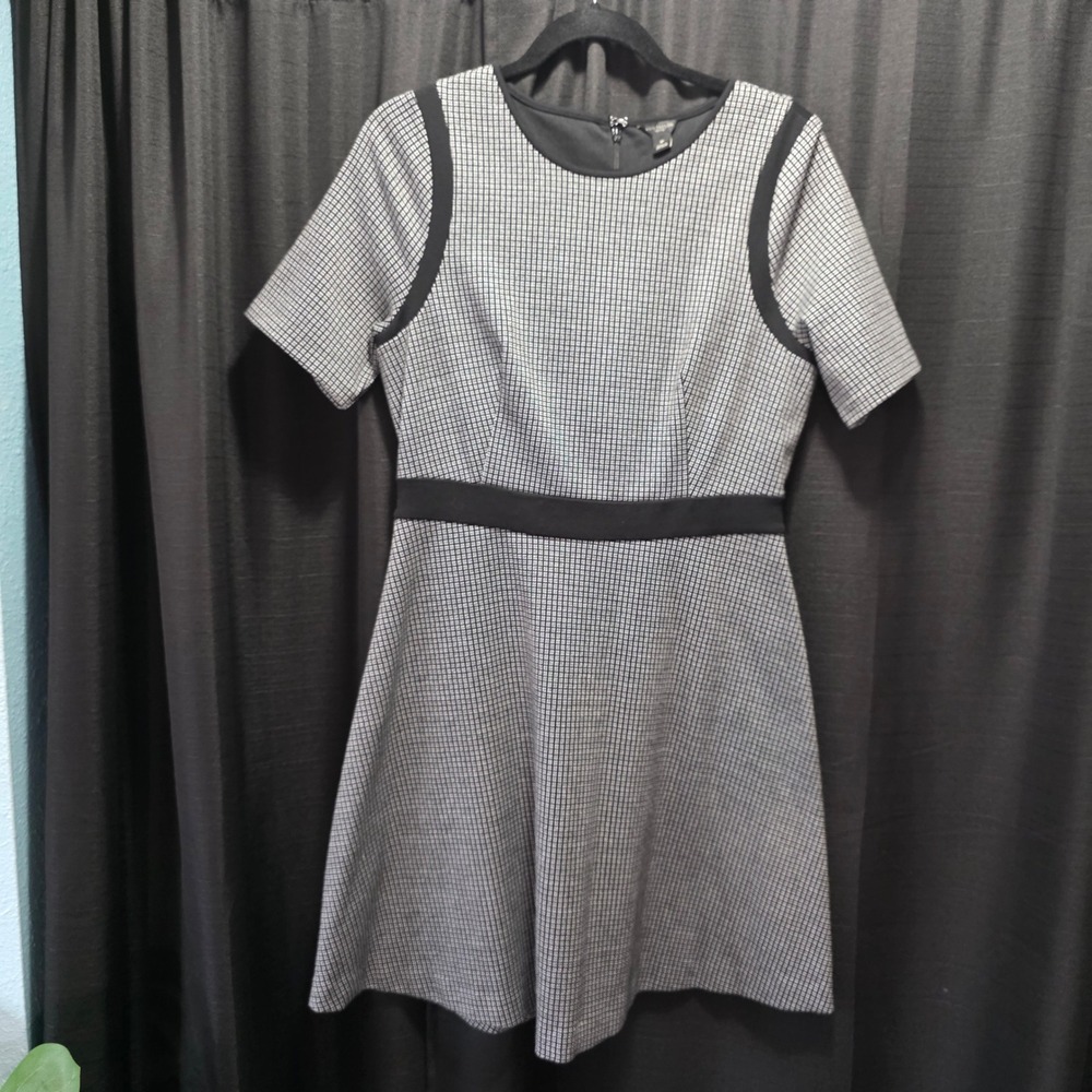 Ann Taylor Petite Black White Grid Fit and Flare Dress Short Sleeve‎ 8P 491366